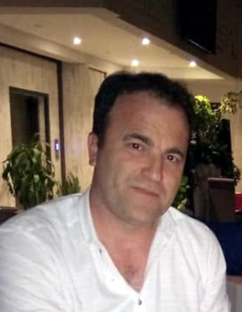 CHP Havsa İl Genel Meclis Üyesi Tunay Aslan, 2021 yılında meydana gelen trajik bir kazada kaybettiği kardeşi İsmail Aslan’ı (48), vefatının yıl dönümünde kazanın gerçekleştiği noktada andı.